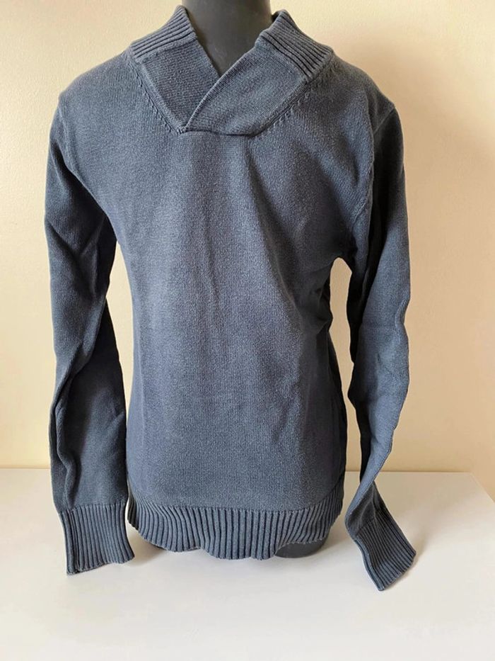 Beau pull homme Jules taille S col V gris foncé bleuté - photo numéro 2