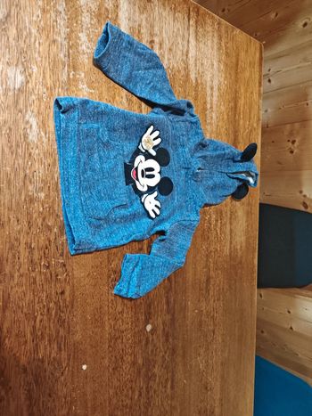 Sweat à capuche Mickey taille 92 cm