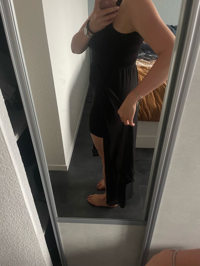 Robe noire voile transparent - photo numéro 3