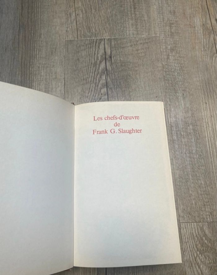 Lot de deux livres Femmes de médecins et Hôpital général de Franck G.Slaughter - photo numéro 9