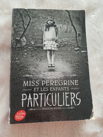 Livre Miss Peregrine et les enfants particuliers