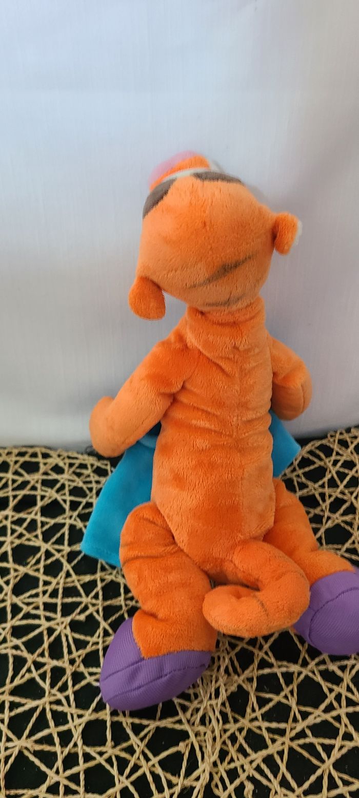 DOUDOU PELUCHE TIGROU DISNEY NICOTOY PEIGNOIR BULLES SAVON - photo numéro 4