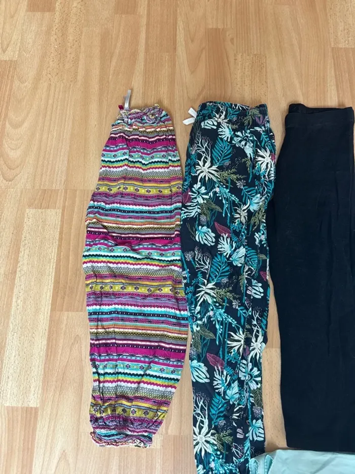 Lot pantalon été 10 ans - photo numéro 2