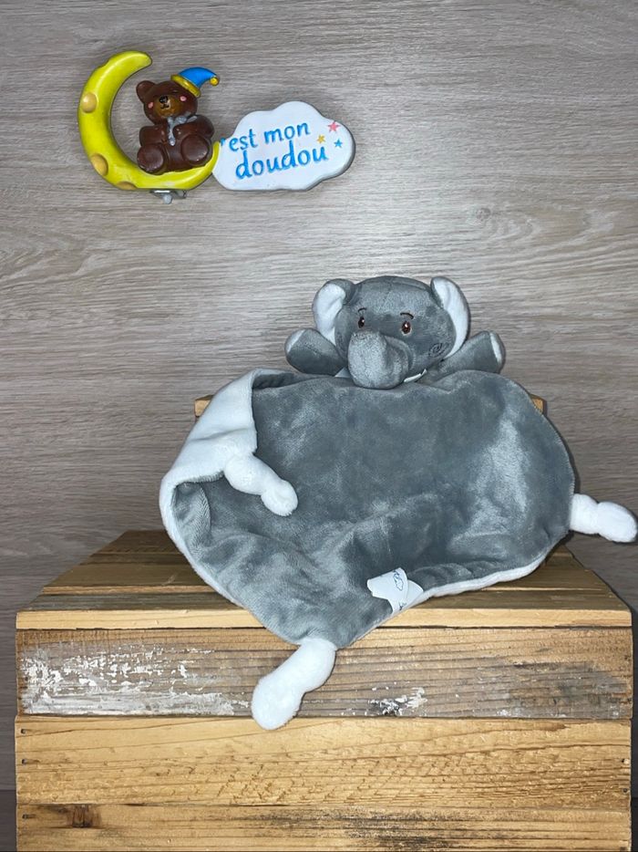 BBC09 doudou éléphant 🐘 bébé confort