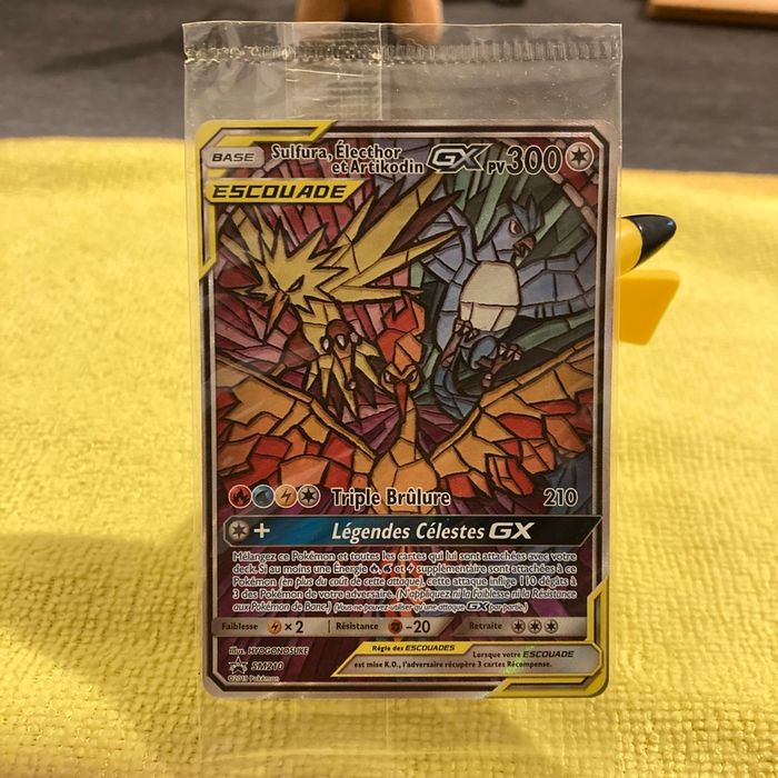 Carte Pokémon sulfura electhor et artikodin escouade SM210