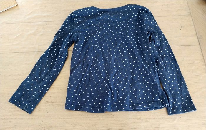 Haut ml fille 6ans en très bon état - photo numéro 2