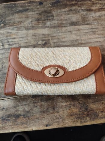 Portefeuille  avec Roseau