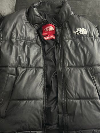 Doudoune The North Face  Supreme (TailleXL)