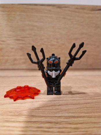 Figurine type lego Aquaman DC Comics