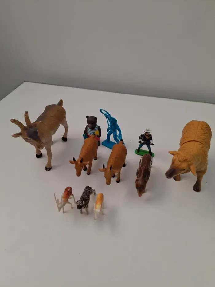 Lot figurines - photo numéro 3