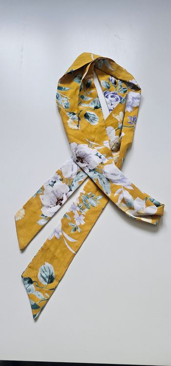 Ceinture ruban ajustable fleurie