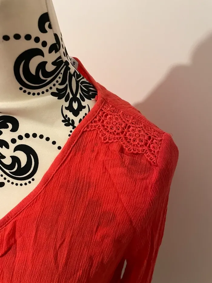 Chemisier blouse Rouge Creeks - Taille 36 - Détails Dentelle - photo numéro 2