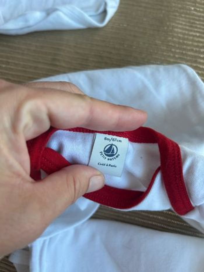 3 bodys Petit Bateau 6 mois - photo numéro 6