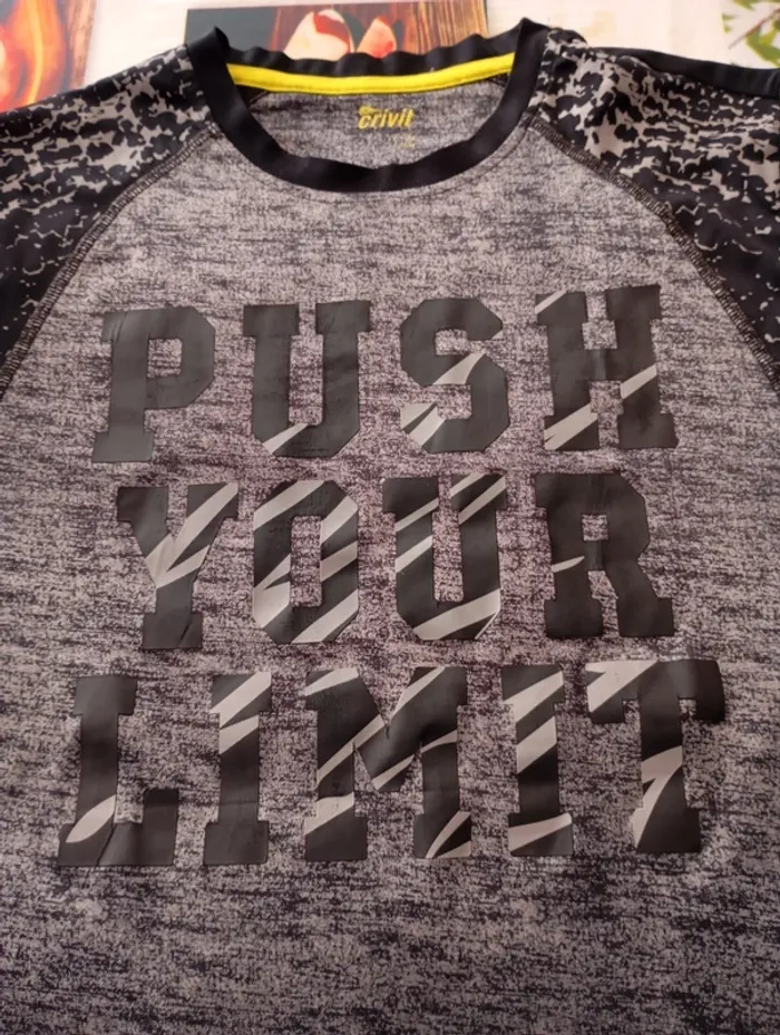 Tee shirt homme de sport taille L - photo numéro 2