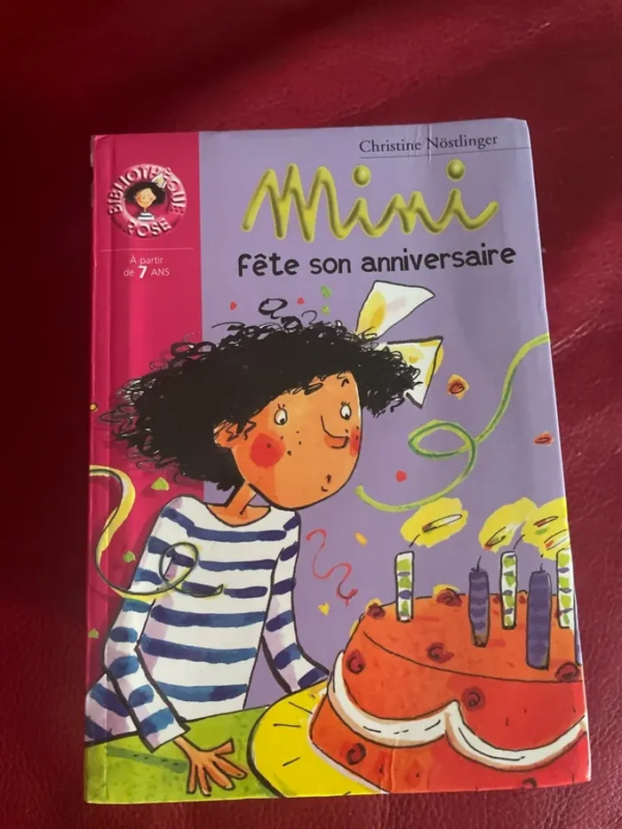 11 livres mini bibliothèque rose