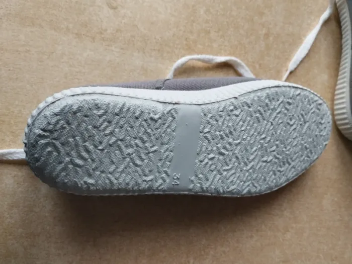 Tennis taille 34 - photo numéro 3