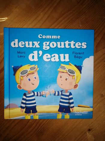 Petit livre Comme deux gouttes d'eau