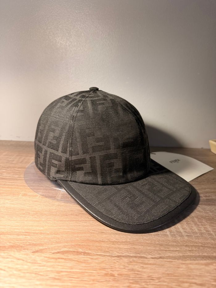 Casquette Fendi Noir