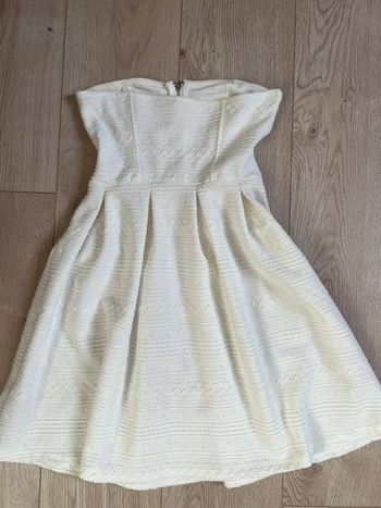 Robe sans bretelles