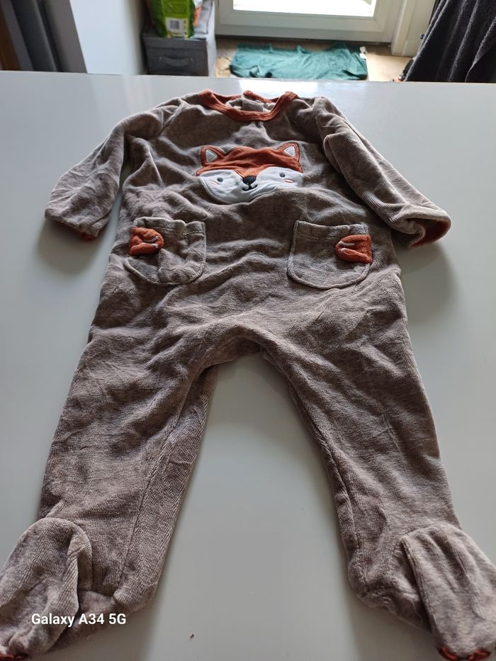 Lot de 2 pyjama en 6 mois un1 pièce l'autre 2 - photo numéro 9