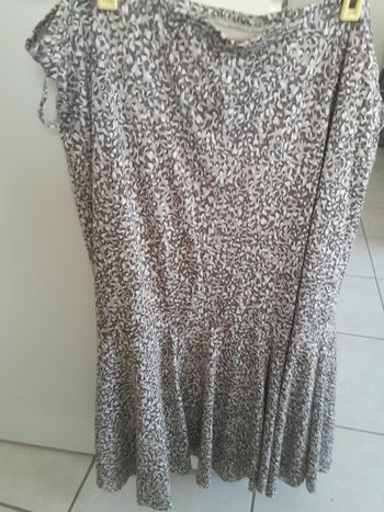Ensemble jupe tee shirt et gilet