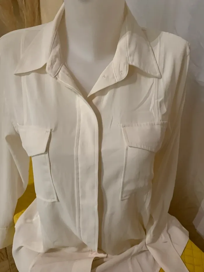 Chemise H&M blanc cassé manches longues taille S - photo numéro 2