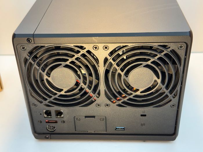 Synology 4-Bay Diskstation Ds923+ - photo numéro 6