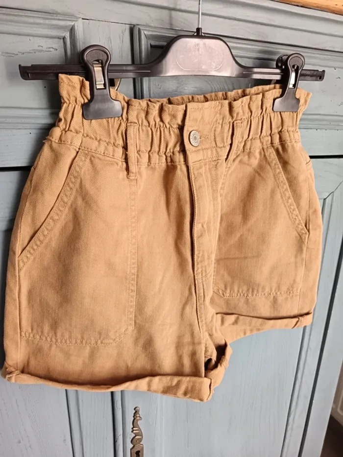 Short pull and bear - photo numéro 2