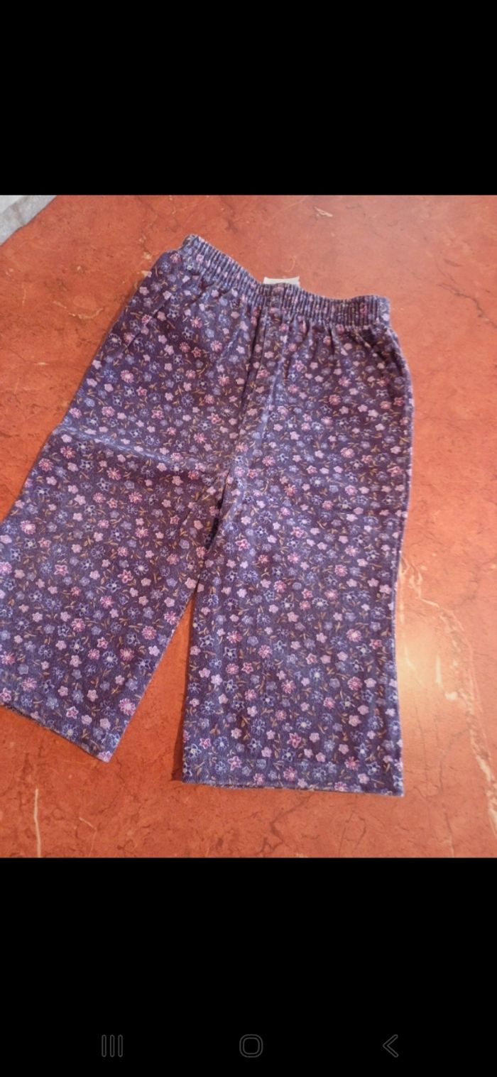 Pantalon bébé taille 12 mois