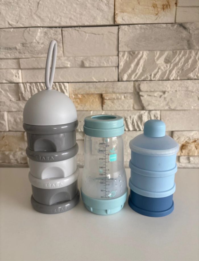 Lot biberon Mam 260ml et deux boîtes doses lait - photo numéro 2