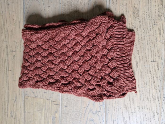 Grande écharpe tricot terracotta torsadée cosy hiver - photo numéro 5