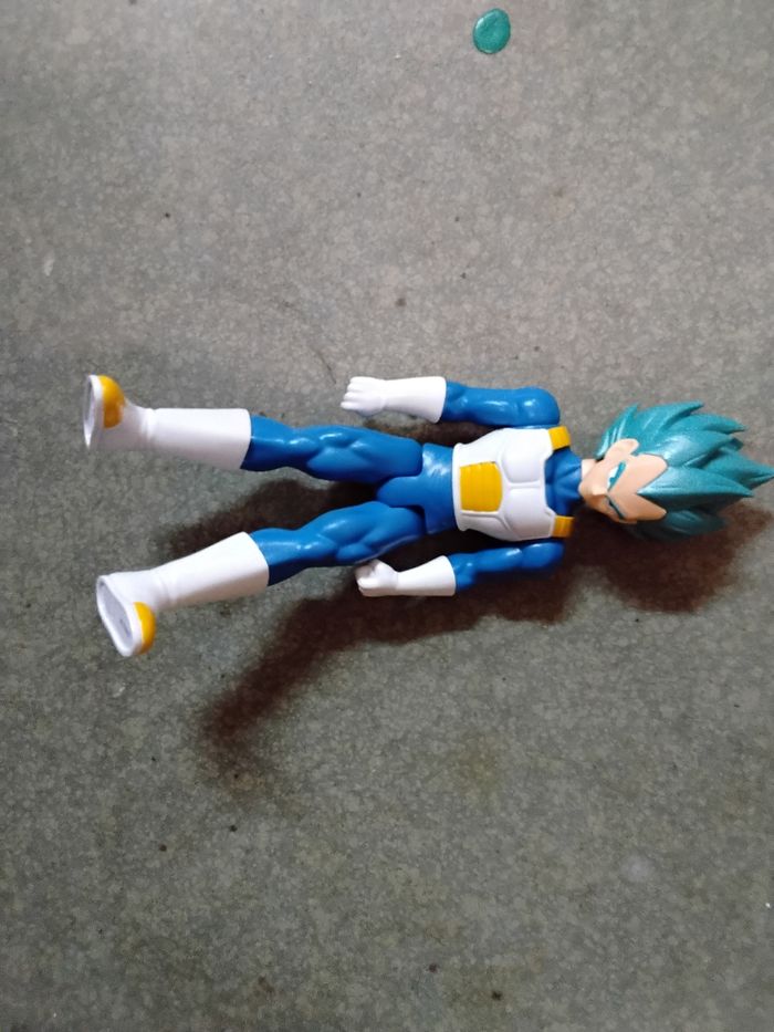 Vegeta super saiyam blue