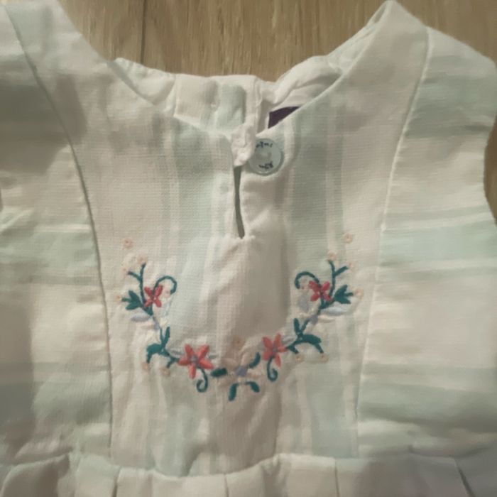 Robe 6 mois - photo numéro 2