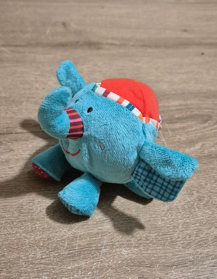 Le cirque et ses acrobates Lilliputiens - photo numéro 5