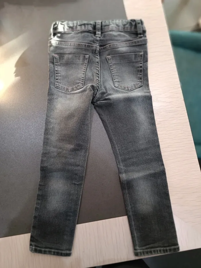 Jeans 4 ans - photo numéro 3