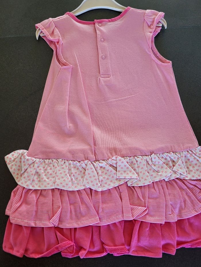 Robe hello Kitty rose  23 mois - photo numéro 3