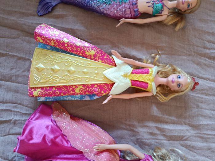 Lot de 3 Barbies princesse - photo numéro 3