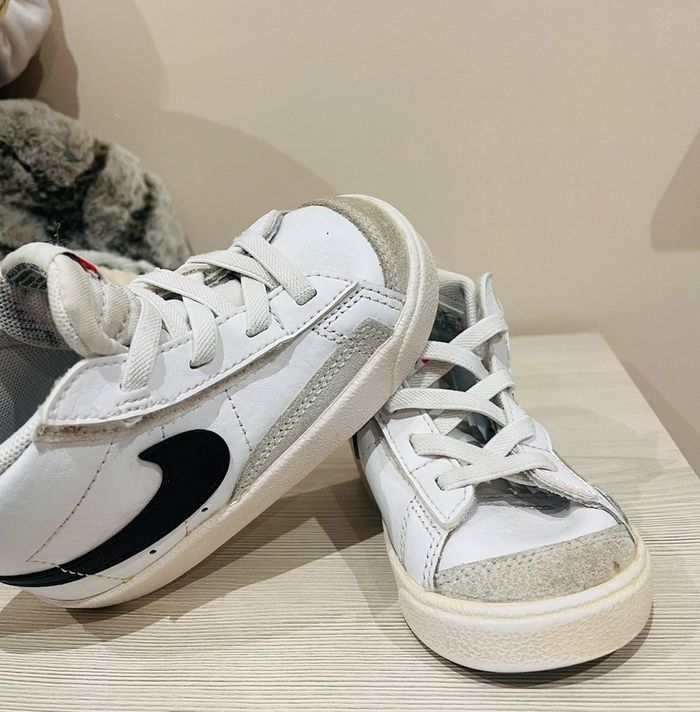 Baskets Nike Blazer Mid mixte - pointure 23,5 - photo numéro 8