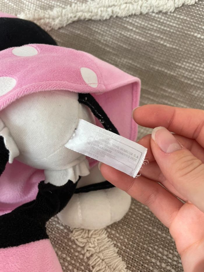 Peluche doudou 37cm Disney Minnie souris rose à pois blanc très bon état - photo numéro 5