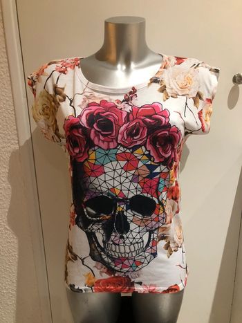 Tee shirt