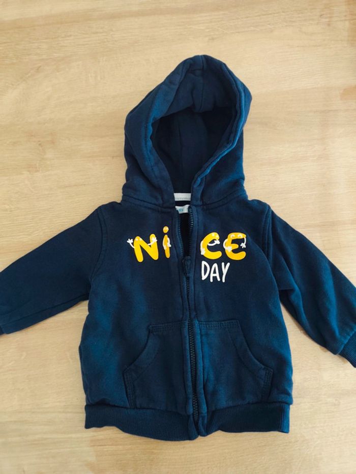 Veste à capuche