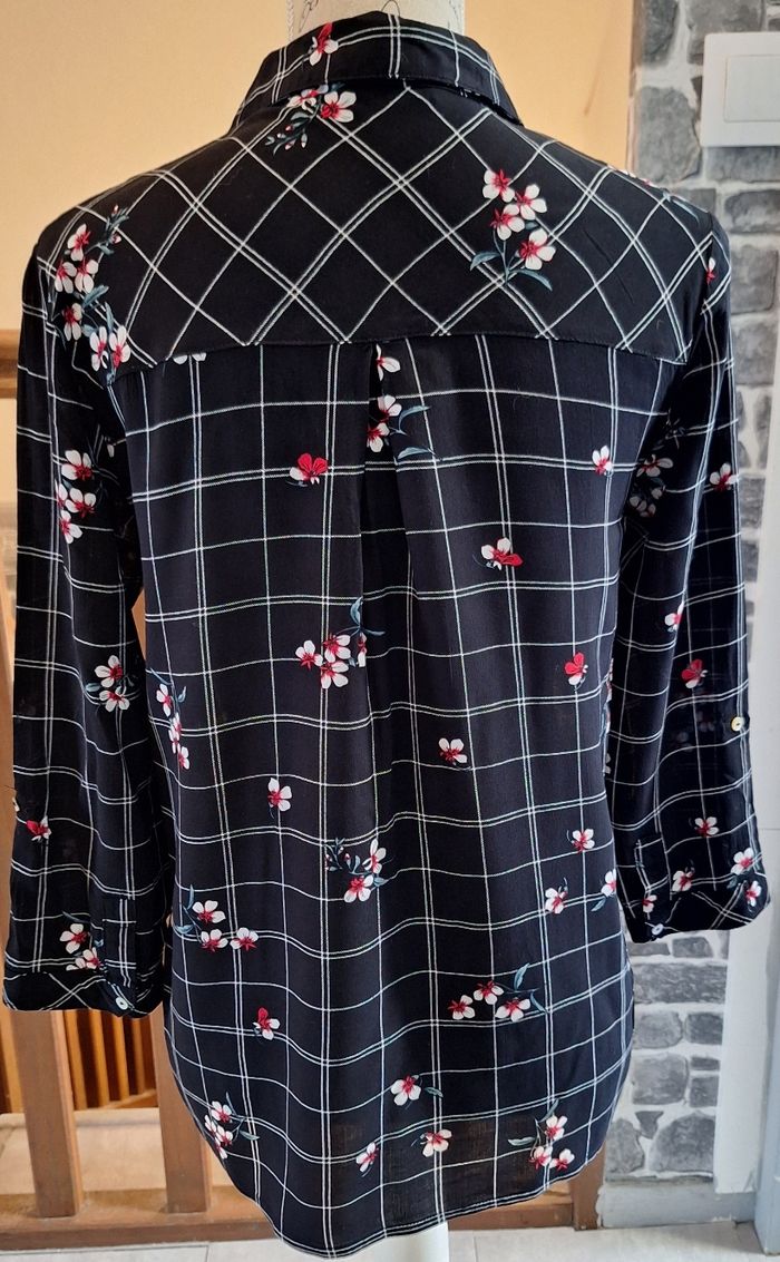 Chemise fluide noire imprimée de carreaux et de fleurs - photo numéro 4