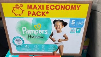 Couches Pampers Harmonie taille 5, 70 Couches.