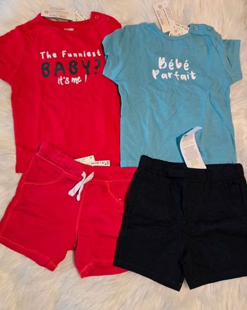 (Neufs non portés) 🏷👌💙💙teeshirts mc et shorts 18mois garçon