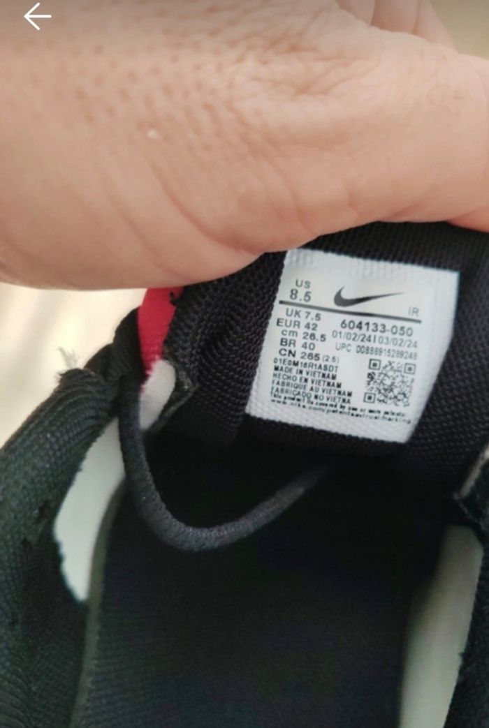 Basket tn Barça taille 42 prix 60 € - photo numéro 5