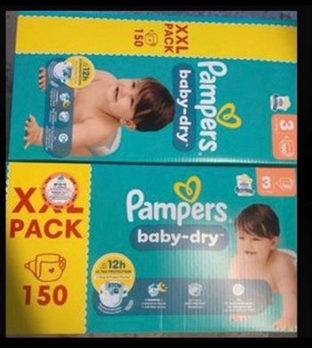 Lot de 2 cartons couches Pampers taille 3 XXl