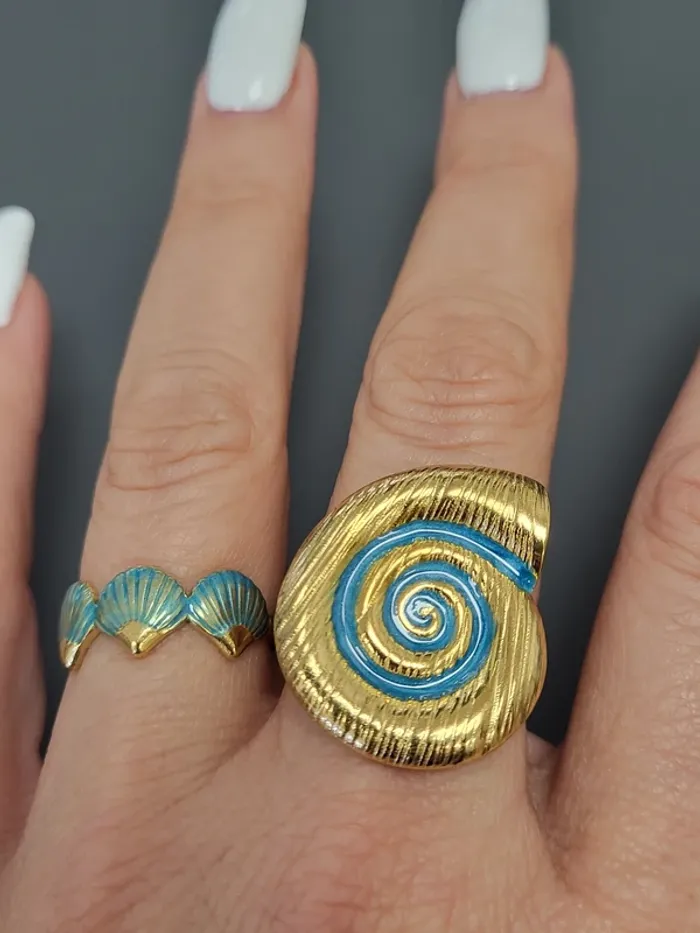 Lot de 2 bagues ajustables en acier inoxydable coloré avec escargot de mer et coquillage - photo numéro 4