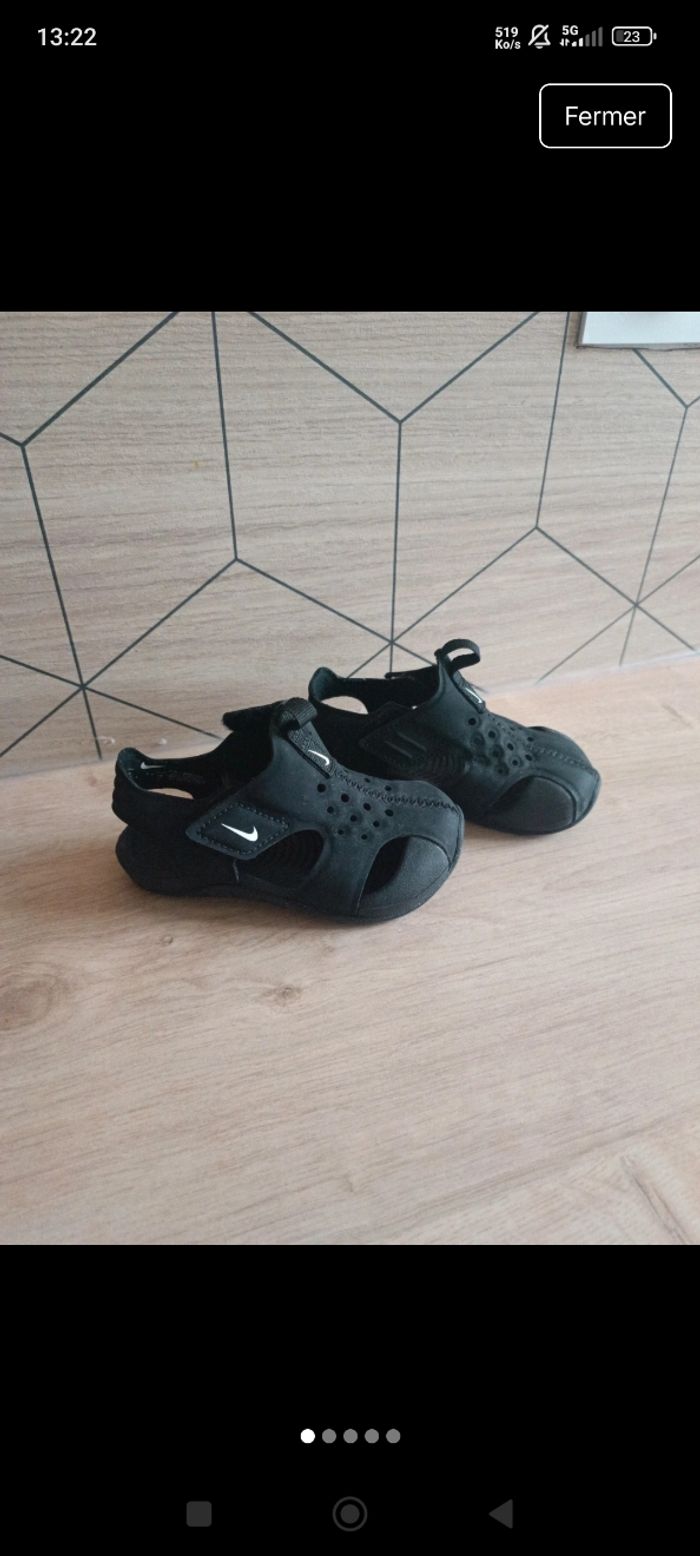 Nu pied Nike t22