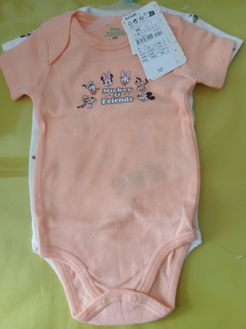 lot 2 bodies fille manches courtes minnie disney 67 cm 6 mois