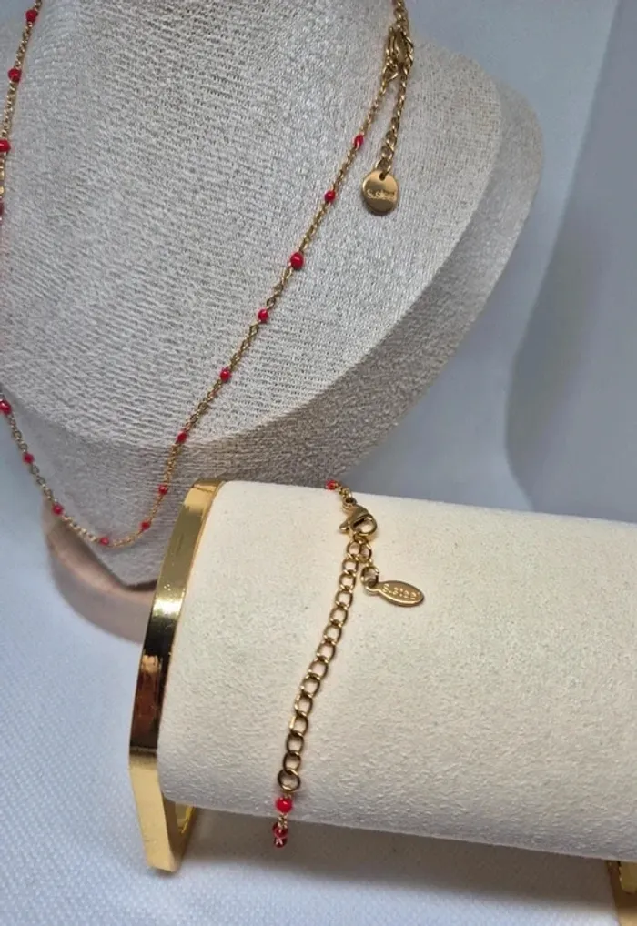 Parure lot de 2 bijoux en acier inoxydable style gigi  🌸 perles rouges - photo numéro 3